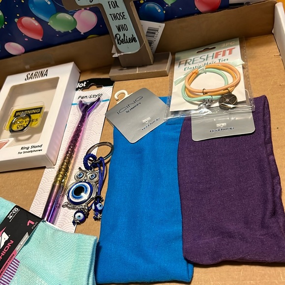 New Ladies/Women Mixed Lot Accessories Bundle of 9 Items Gift Idea (H-8) - Picture 5 of 16